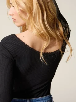 Rouje Tops<GIO top Noir