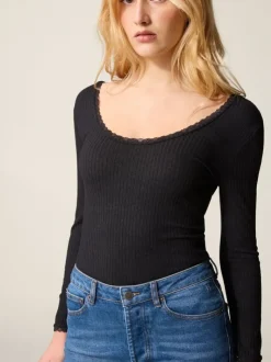 Rouje Tops<GIO top Noir