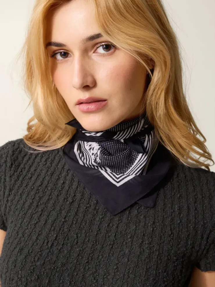 Rouje Lifestyle<TANGUY scarf CHAMPSDETULIPES MARINE